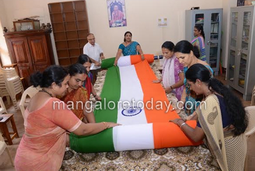  305-mt long National Flag 1